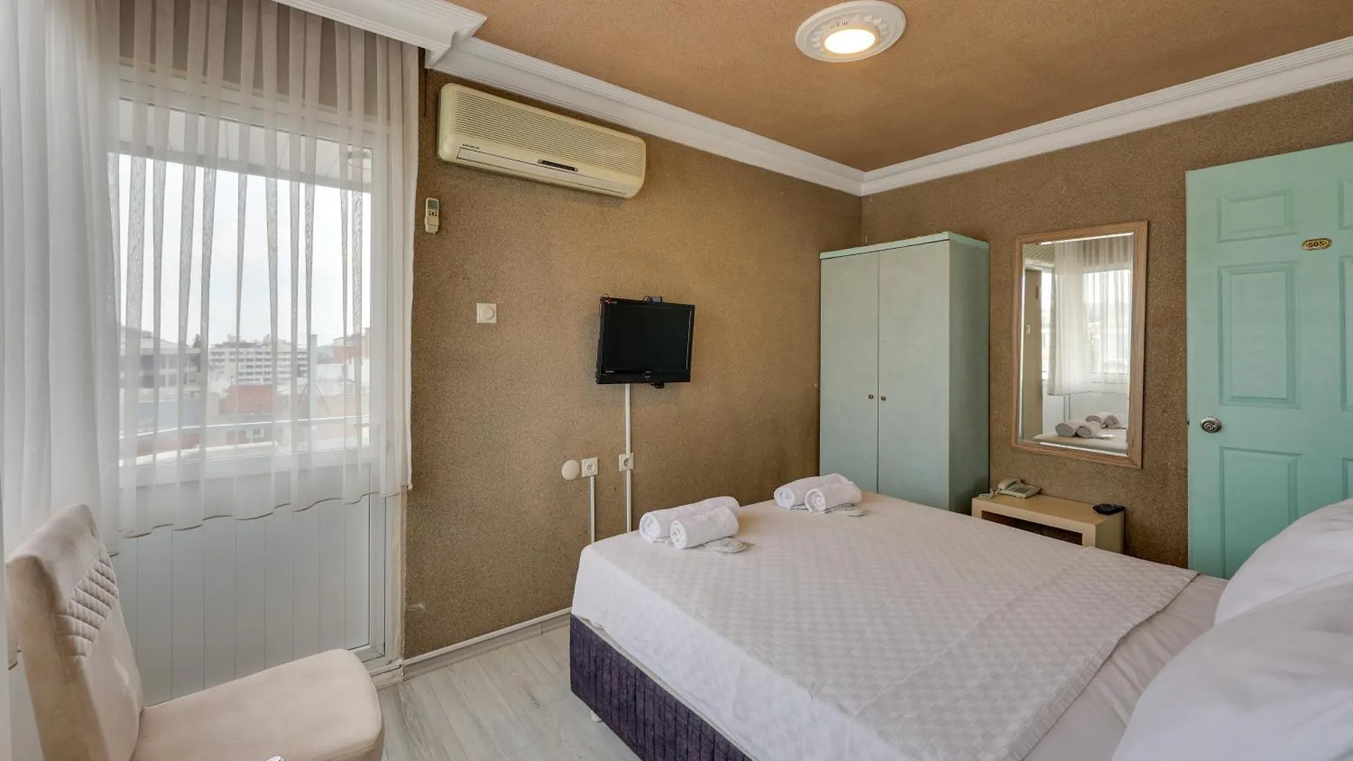 Hikmethan Otel Kusadası Hotel