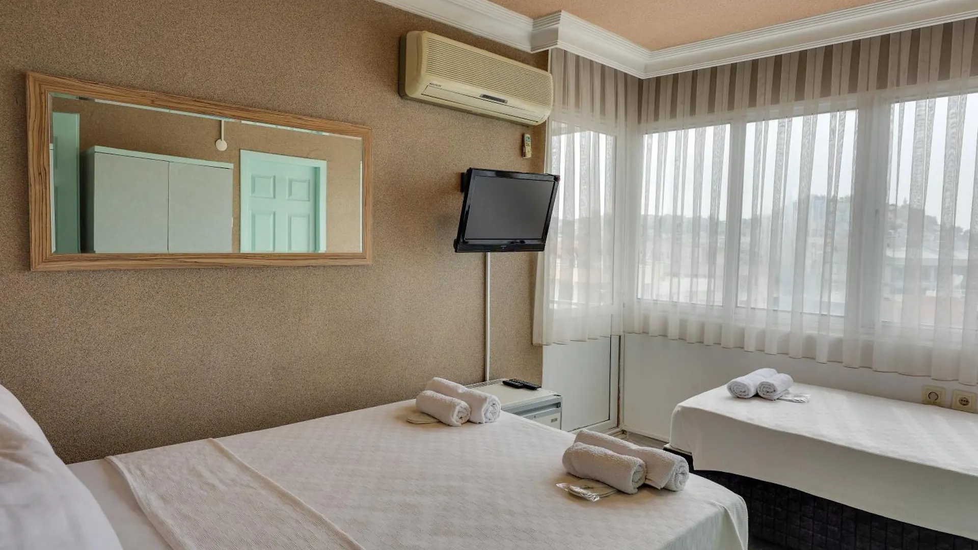 Hikmethan Otel Kusadası Turchia